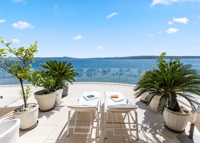 Luxury Amabilis 5* سيلتسي