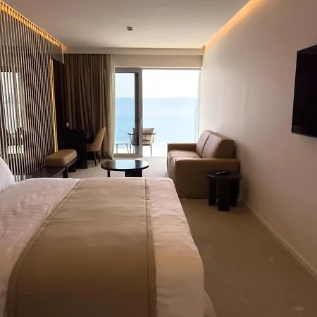 Luxury Amabilis Hotel