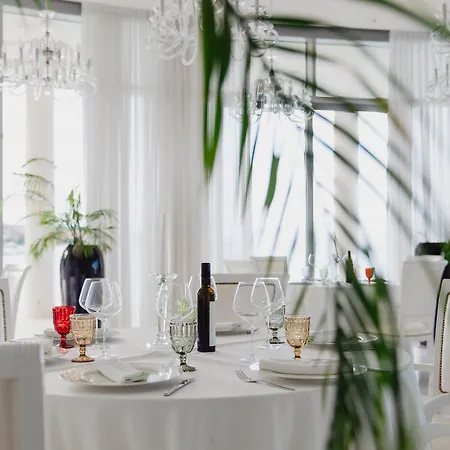 酒店 Luxury Amabilis