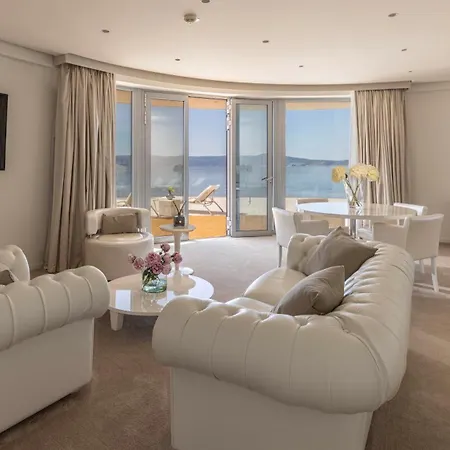 Luxury Amabilis Hotel