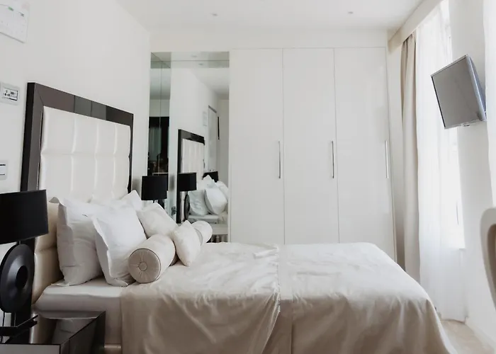 Luxury Amabilis Hotel