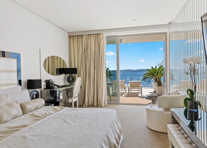 Luxury Amabilis Hotel